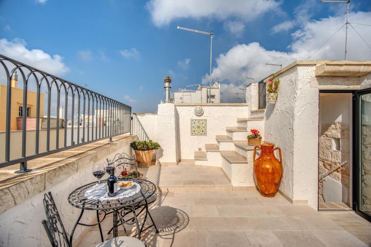Palazzo Stunis - Dimora Di Charme Bed & Breakfast Ostuni Ngoại thất bức ảnh