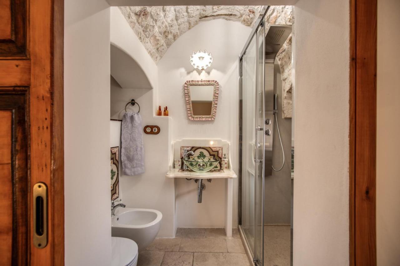 Palazzo Stunis - Dimora Di Charme Bed & Breakfast Ostuni Ngoại thất bức ảnh