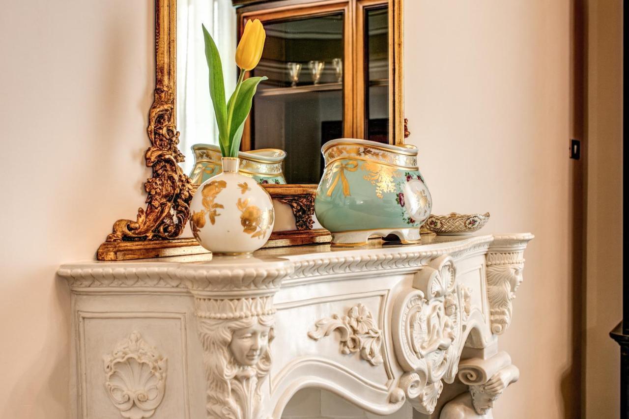 Palazzo Stunis - Dimora Di Charme Bed & Breakfast Ostuni Ngoại thất bức ảnh